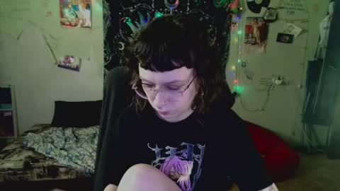 Lil online show from July 20, 10:39 am