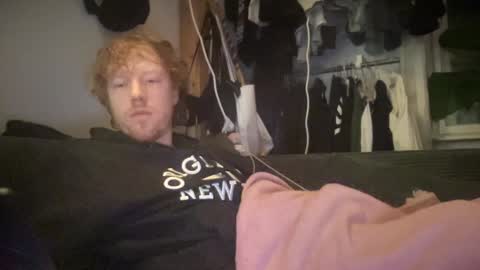 Snapshot of lilginge1 chatting on January 19, 12:28 am lilginge1 online show from January 19, 12:28 am