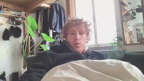 Snapshot of lilginge1 chatting on October 13, 1:44 pm lilginge1 online show from October 13, 1:44 pm