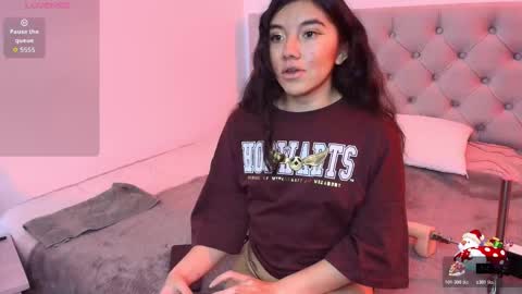 Lili  online show from December 16, 1:27 pm