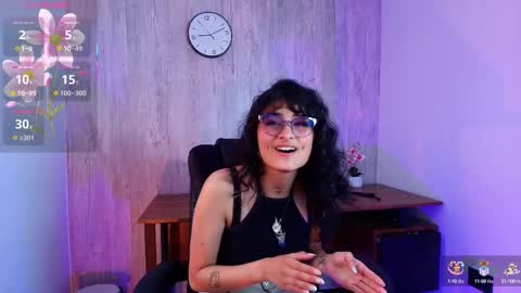 Snapshot of lili_clan chatting on September 27, 2:11 pm lili_clan online show from September 27, 2:11 pm