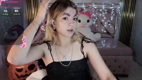 Lili online show from October 28, 4:16 am