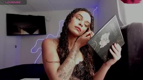Snapshot of lili_evanss chatting on June 1, 4:31 pm lili_evanss online show from June 1, 4:31 pm