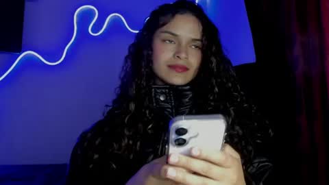 Snapshot of lili_evanss chatting on July 13, 2:03 am lili_evanss online show from July 13, 2:03 am