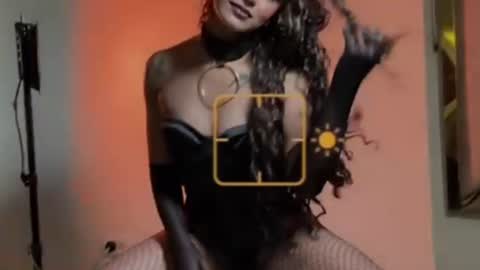 Snapshot of lili_evanss chatting on July 31, 7:13 pm lili_evanss online show from July 31, 7:13 pm