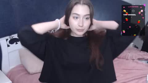 Lilu online show from October 1, 9:32 pm