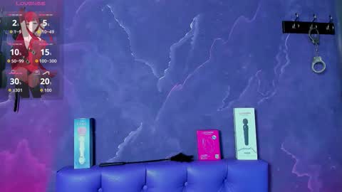 Lili  online show from November 12, 7:35 pm