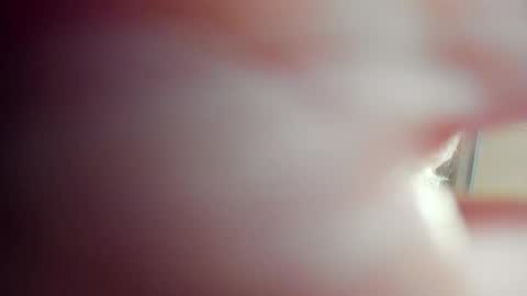 Snapshot of lilia_moons chatting on April 10, 10:42 am Lilia online show from April 10, 10:42 am