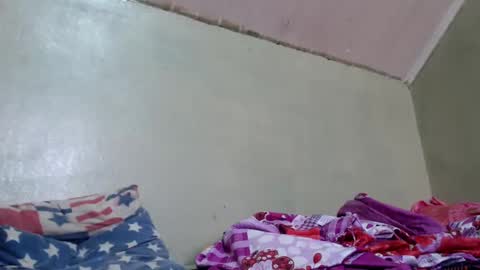 liliah online show from February 15, 7:49 am