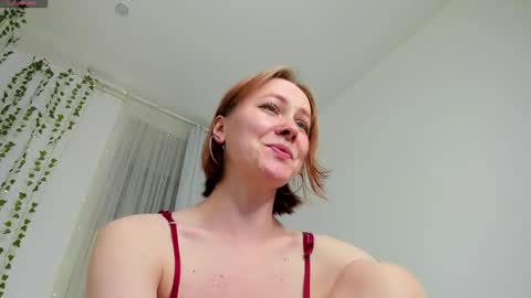 Snapshot of lilian_kroft chatting on May 24, 11:59 am LIL online show from May 24, 11:59 am