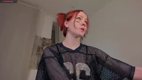 Snapshot of lilian_kroft chatting on June 15, 12:07 pm LIL online show from June 15, 12:07 pm