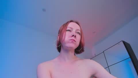 Snapshot of lilian_kroft chatting on July 8, 1:15 pm LIL online show from July 8, 1:15 pm