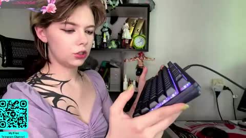 Snapshot of liliandaniels chatting on May 31, 7:04 am Lilian online show from May 31, 7:04 am