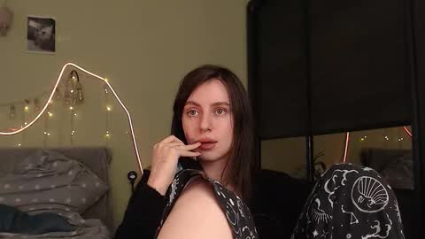 Lilu online show from October 15, 7:30 am
