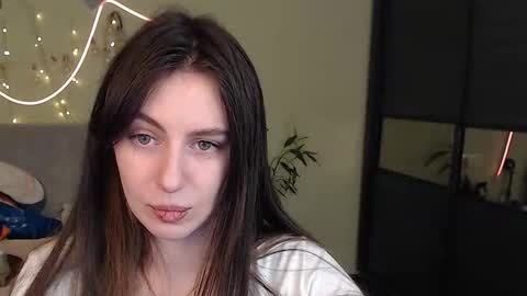 Lilu online show from November 27, 10:23 pm