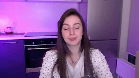 Lilu online show from April 29, 1:43 am