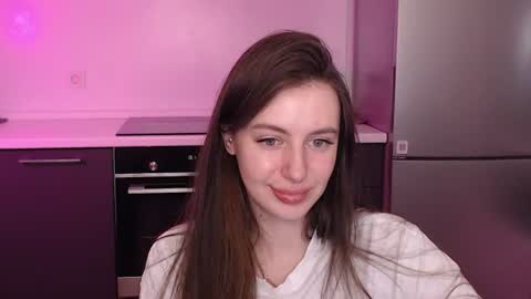 Lilu online show from June 10, 10:30 pm