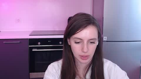 Lilu online show from June 11, 2:53 am