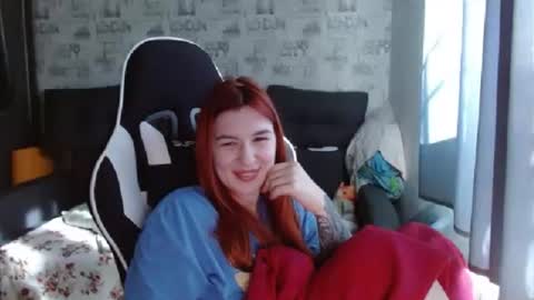 liliawoolf online show from February 23, 8:28 am