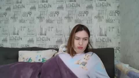 liliawoolf online show from September 27, 5:56 am