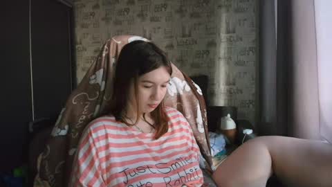 liliawoolf online show from June 16, 2:09 pm