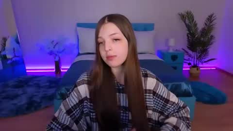Snapshot of lilibakery chatting on May 19, 1:22 am Lili Bakery online show from May 19, 1:22 am