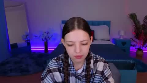 Snapshot of lilibakery chatting on June 5, 2:07 am Lili Bakery online show from June 5, 2:07 am