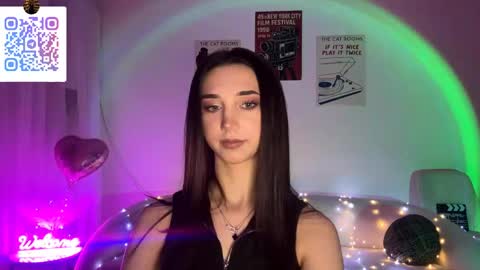 Lina online show from April 25, 10:40 pm