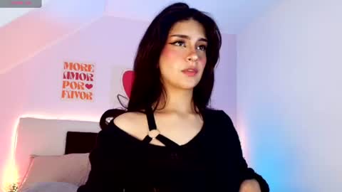 Lilith Savett online show from August 1, 2:27 pm