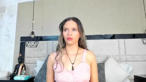 LilyJensen online show from November 14, 10:18 pm