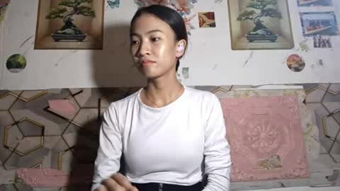 Snapshot of lililaban chatting on May 28, 4:59 pm Evelyn online show from May 28, 4:59 pm