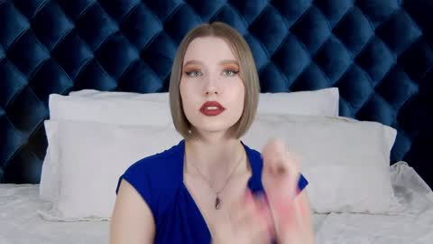 Snapshot of lililinn chatting on January 24, 11:26 am LiliLinn online show from January 24, 11:26 am