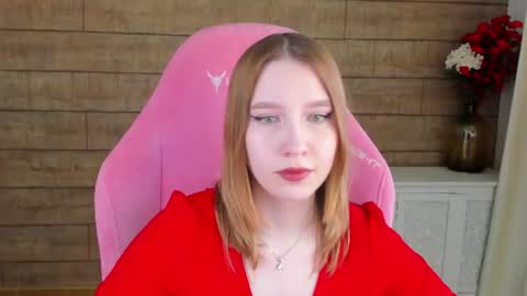 Snapshot of lililinn chatting on July 7, 7:45 am LiliLinn online show from July 7, 7:45 am