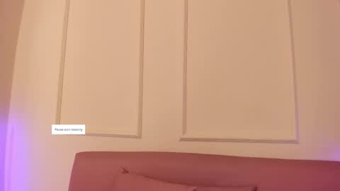 Snapshot of lilily_lv chatting on December 17, 12:22 pm Lilly online show from December 17, 12:22 pm