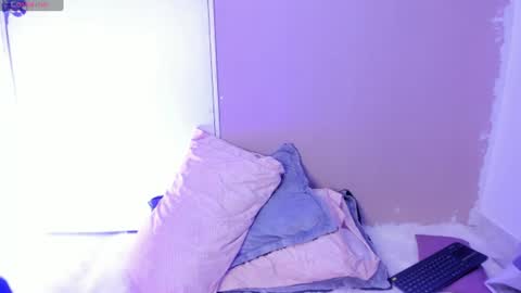 lilirouse online show from July 22, 11:35 am
