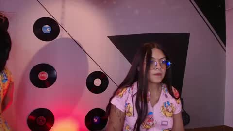 Lilith and Khloe  online show from November 25, 11:21 am