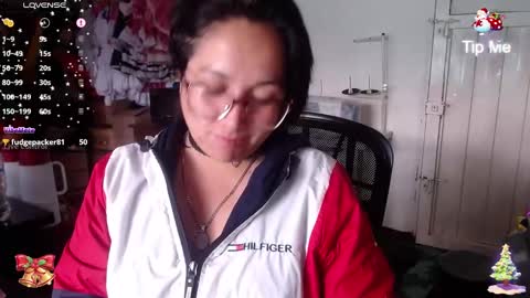 Snapshot of lilith_camp chatting on December 20, 8:34 pm Laura lopez online show from December 20, 8:34 pm