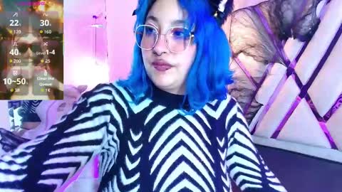 Snapshot of lilith_curvy chatting on November 14, 10:18 pm online show from November 14, 10:18 pm