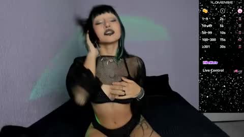 Snapshot of lilith_demon666 chatting on May 15, 9:27 am Lilith online show from May 15, 9:27 am