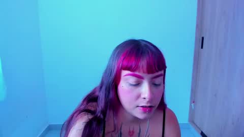Snapshot of lilith_harmony chatting on May 5, 6:49 pm goddess of hell20 online show from May 5, 6:49 pm