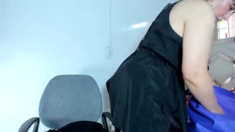 Snapshot of lilith_libelula chatting on July 12, 12:18 pm lilith_libelula online show from July 12, 12:18 pm