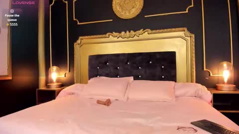 Lilith  online show from March 11, 11:38 am