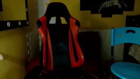 Lilith online show from November 18, 8:35 pm