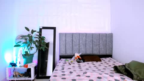 Lilith online show from September 18, 4:58 am