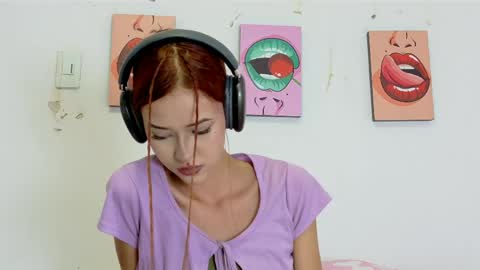 Snapshot of lilith_skinny1 chatting on May 10, 6:35 pm Lilith online show from May 10, 6:35 pm