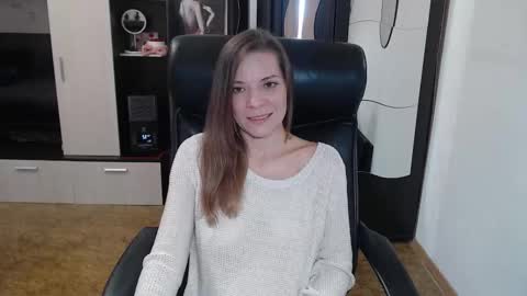 lilith small21 online show from September 13, 9:09 am