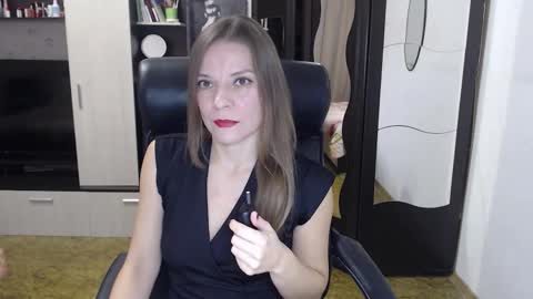 lilith small21 online show from October 27, 9:13 am