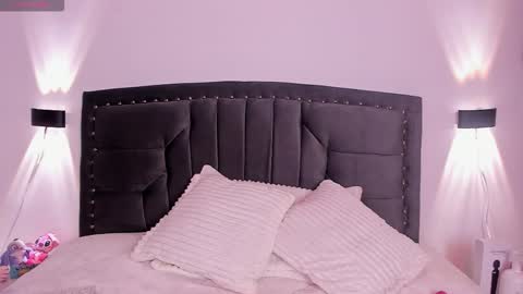 lilith_thompson online show from October 24, 4:31 am