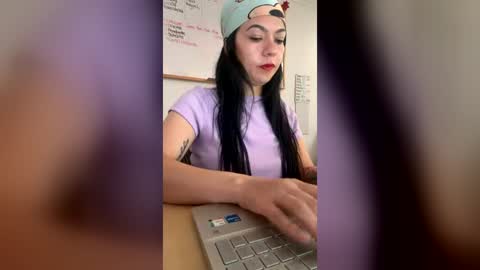 Snapshot of lilith_vanellope chatting on July 23, 4:27 pm lilith online show from July 23, 4:27 pm