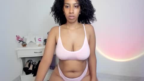 Alejandra  online show from May 4, 5:47 am